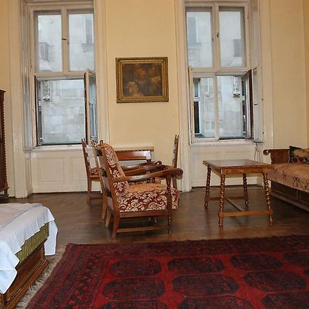 City Center Apartment Будапеща Екстериор снимка
